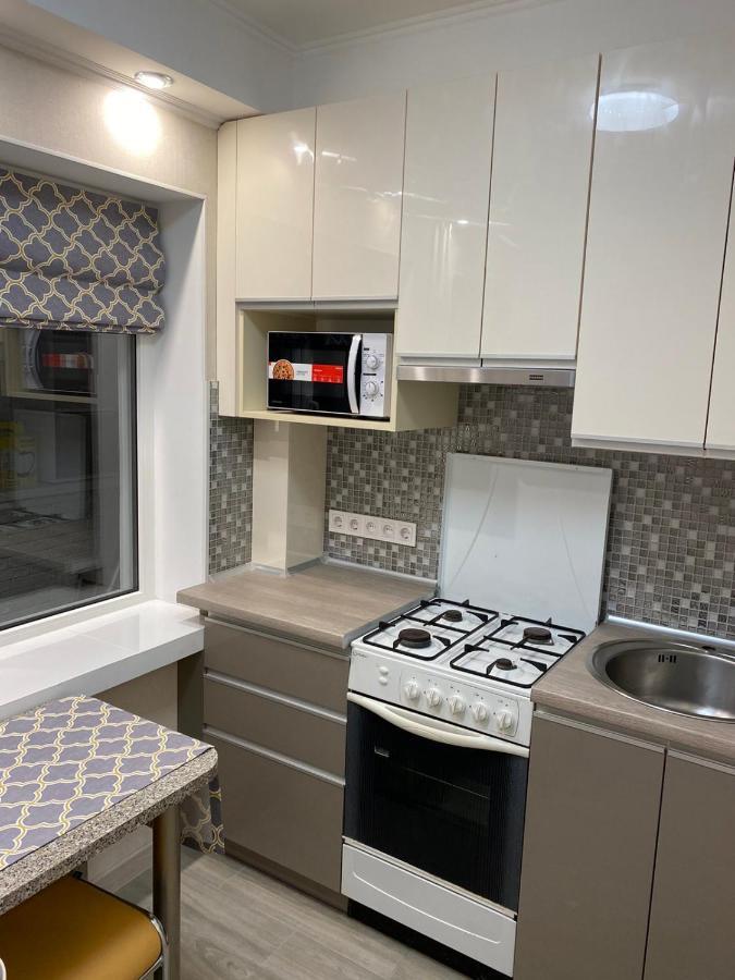 Apartment по адресу дружбы народов 8а *