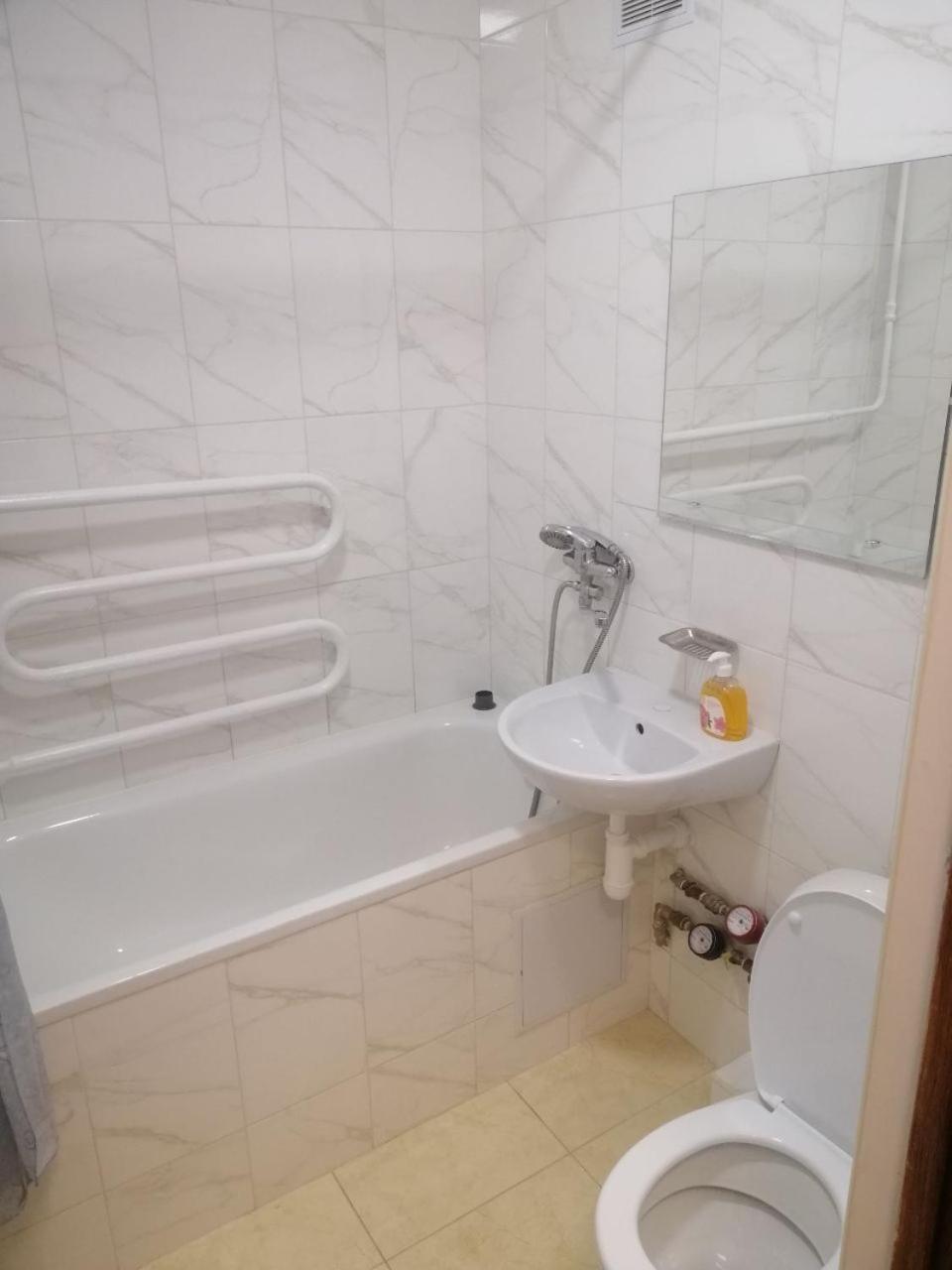 Apartment по адресу дружбы народов 8а *